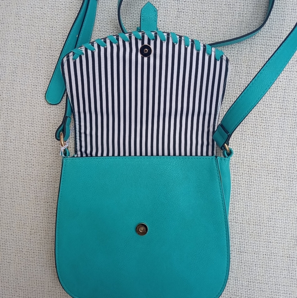 NWT Charming Charlie Crossbody Bag - Picture 4 of 15